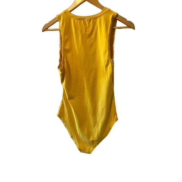 FOREVER 21 Yellow Graphic Print Sleeveless V Neck Casual Bodysuit M - Picture 3 of 7